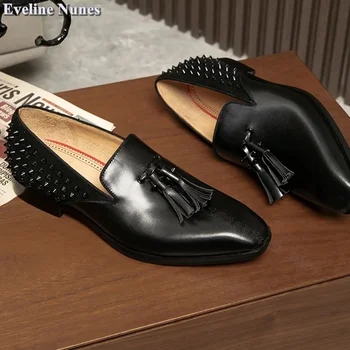 Черная обувь с заклепками и кисточками, мужская обувь из мягкой кожи, весенние слипоны, модная обувь, Большие размеры 38-48, Zapatillas Mujer