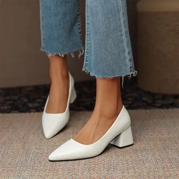 Черно-белые женские туфли на высоком каблуке 2023 года, остроносые туфли с мелким носком, женские модные туфли на толстом каблуке большого размера Zapatos Mujer