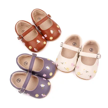 Мягкие детские модельные туфли Mary Jane на плоской подошве из искусственной кожи для маленьких девочек; Обувь принцессы с цветочной вышивкой; детская повседневная обувь 2023