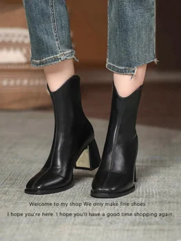 Осень-зима, новые женские кожаные ботинки на высоком каблуке, модные короткие ботинки телесного цвета с застежкой-молнией сзади, универсальные ботинки на грубом каблуке