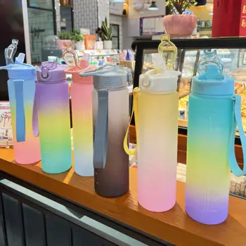 Соломенная чашка Градиентные Цветные Стаканчики для воды Оптом Креативная Бутылка для воды Бытовые Аксессуары Большой емкости