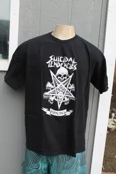 Одержимый суицидальными наклонностями к скейтбордингу в стиле панк-рок Dogtown Использовал Черную футболку XL